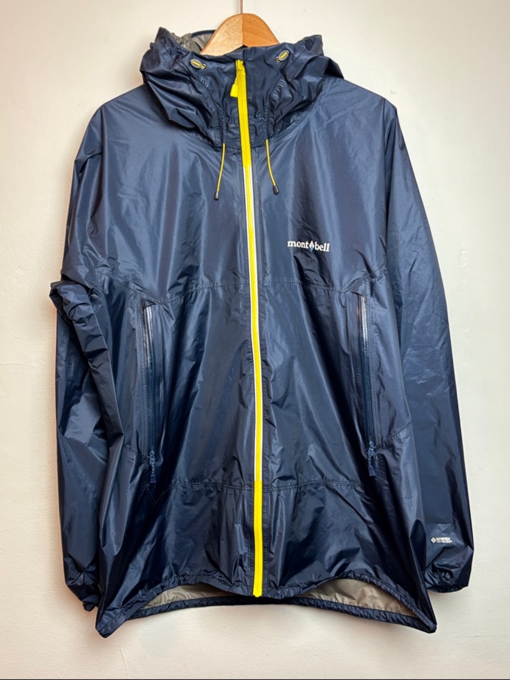 Montbell Men’s XL Versalite Windstopper Gore-Tex Navy Blue Jacket Rainwear